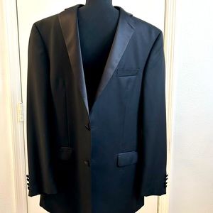 Men’s Tuxedo with accessories